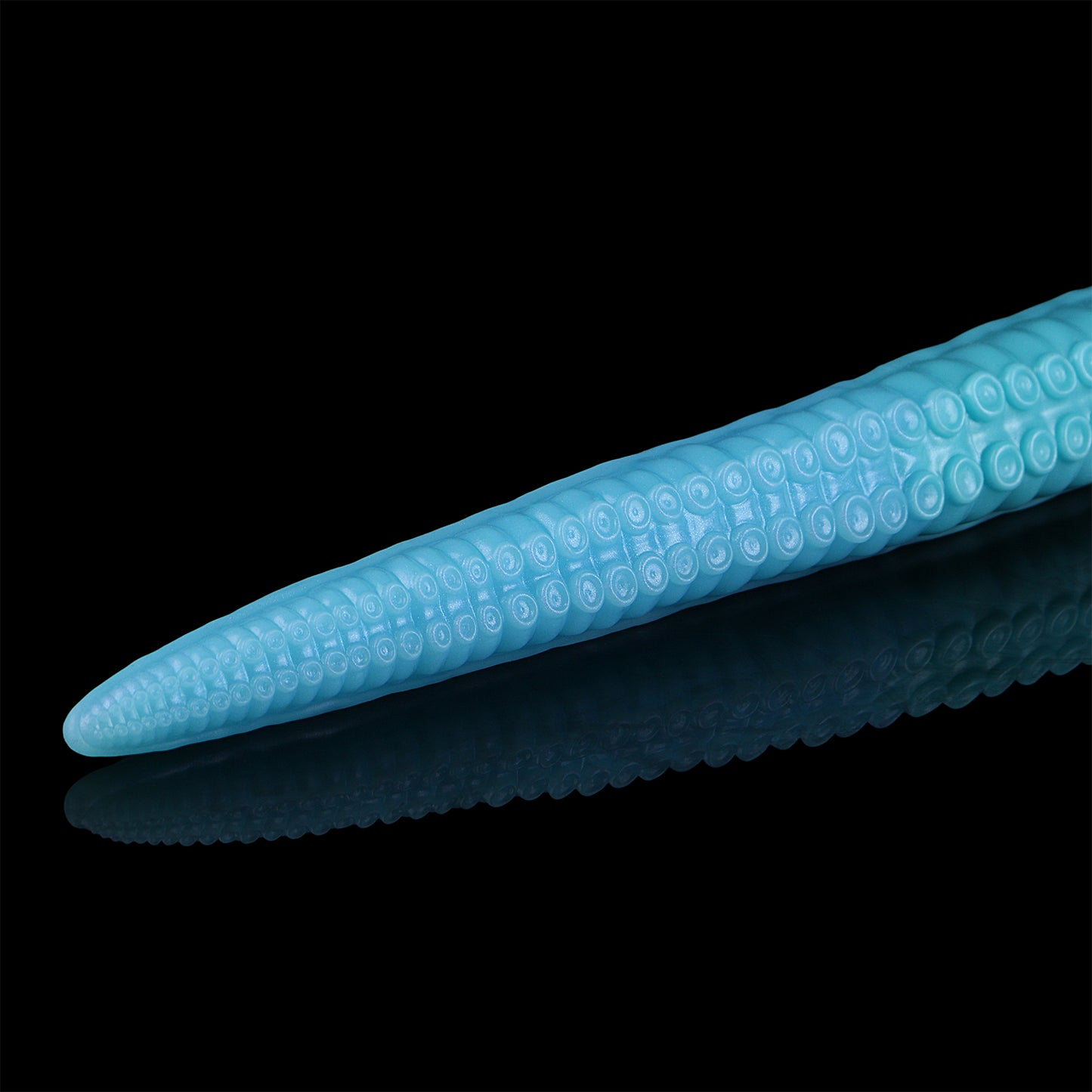 Coilor the Abyssal dildo, Pulse colorway, close-up sucker texture detail