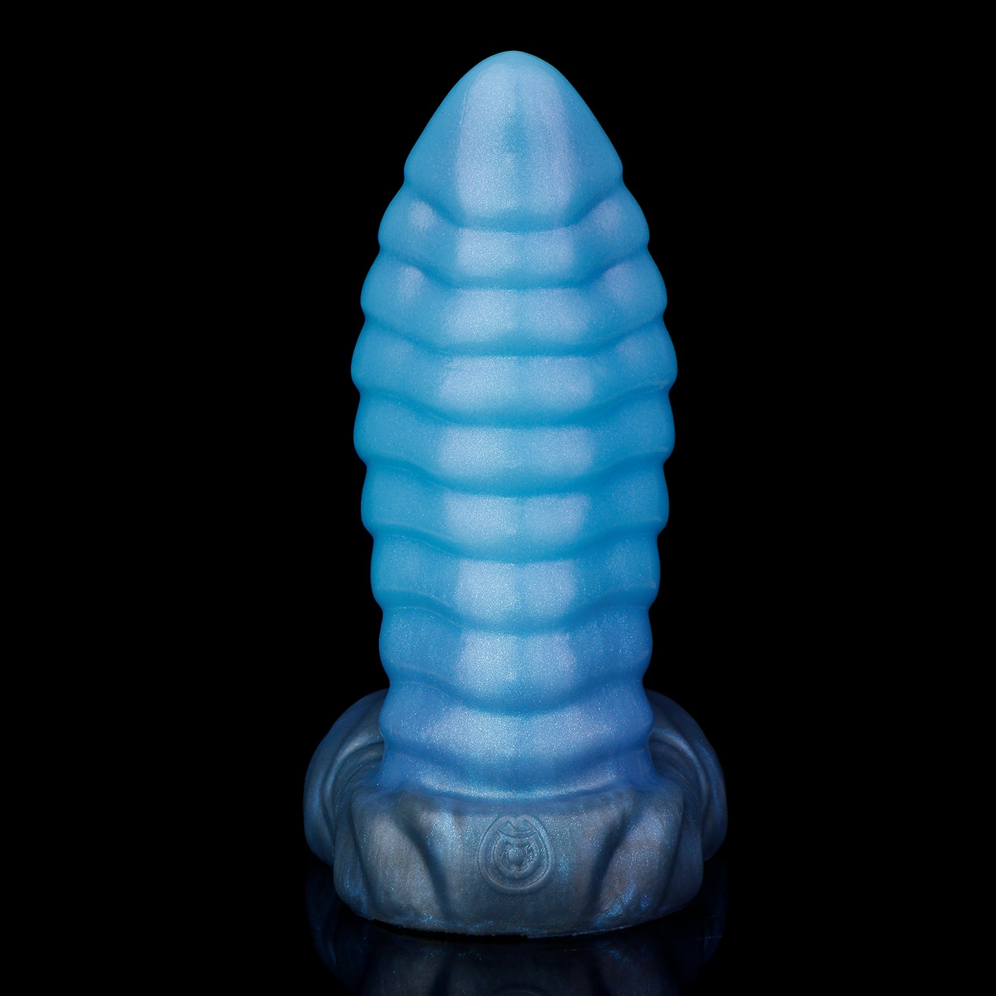 Kael the Dragonkin dildo, Arctic colorway, front-on view of the tapered tip and ribbed segments